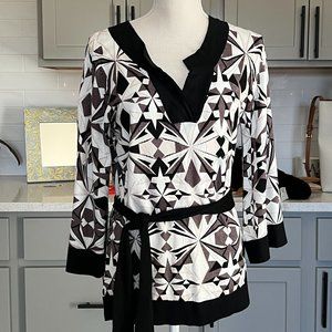 Red Career Wear Top Self Tie Customize Fit Tunic Neutral Colors Size Large